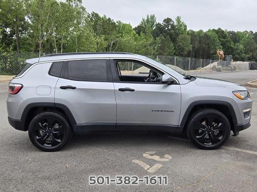 Billet Silver Metallic 2018 Jeep Compass Latitude