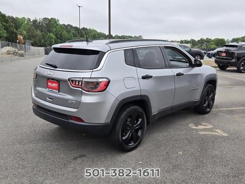 Billet Silver Metallic 2018 Jeep Compass Latitude
