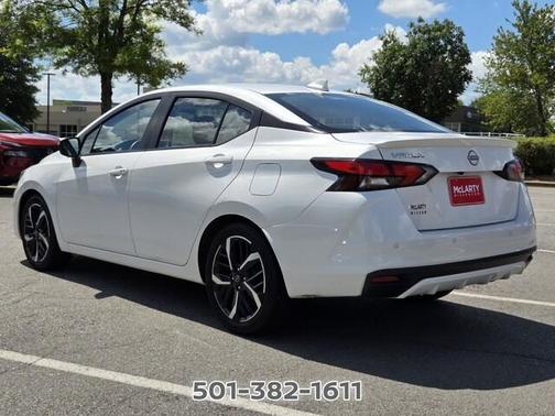 Aspen White 2024 Nissan Versa 1.6 SR