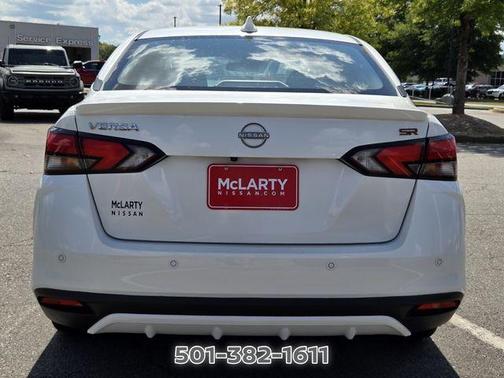 Aspen White 2024 Nissan Versa 1.6 SR