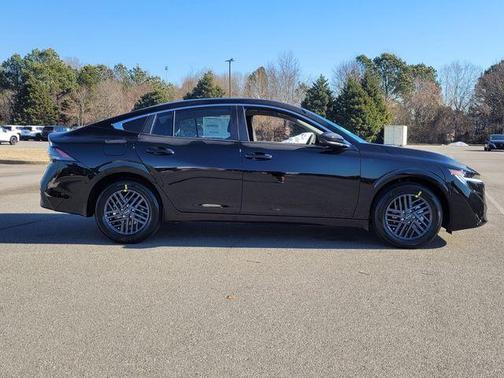 Black 2026 Nissan Sentra SV