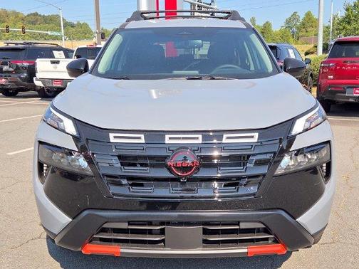 Boulder Gray Pearl 2026 Nissan Rogue CREEK