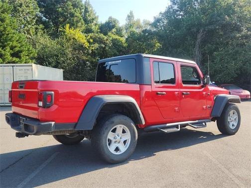 2020 Jeep Gladiator Sport