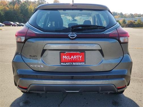 2025 Nissan Kicks Play S
