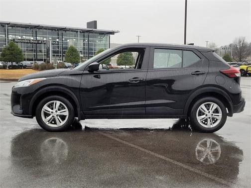 2025 Nissan Kicks Play S