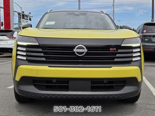 2t Ylw Blk Roof 2025 Nissan Kicks SR