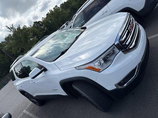 Summit White 2019 GMC Acadia SLT-1