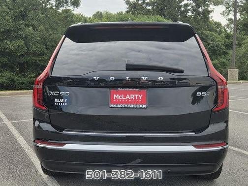 Onyx Black Metallic 2025 Volvo XC90 B5 Plus