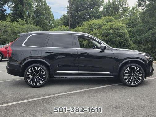 Onyx Black Metallic 2025 Volvo XC90 B5 Plus