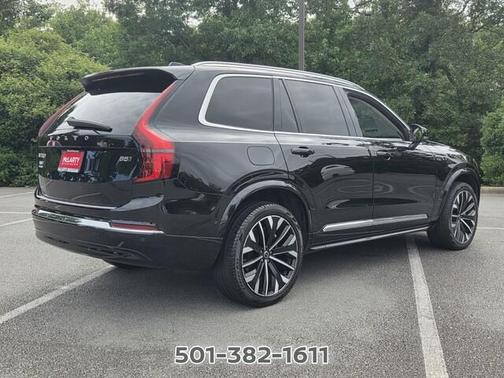 Onyx Black Metallic 2025 Volvo XC90 B5 Plus