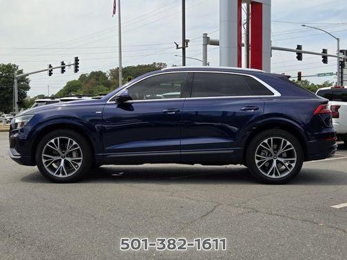 Navarra Blue Metallic 2021 Audi Q8 55 Premium Plus