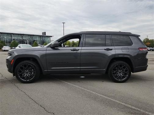 2023 Jeep Grand Cherokee L Summit