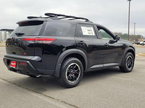 Black 2026 Nissan Pathfinder Rock Creek