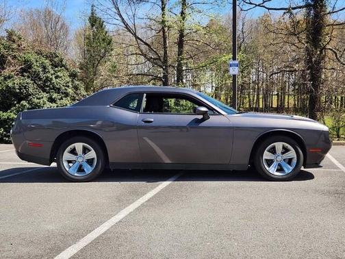 Granite Crystal Metallic 2015 Dodge Challenger SXT
