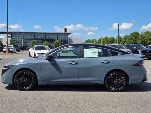 2tonegryblkroof 2027 Nissan Sentra SR