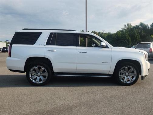 2017 GMC Yukon SLT