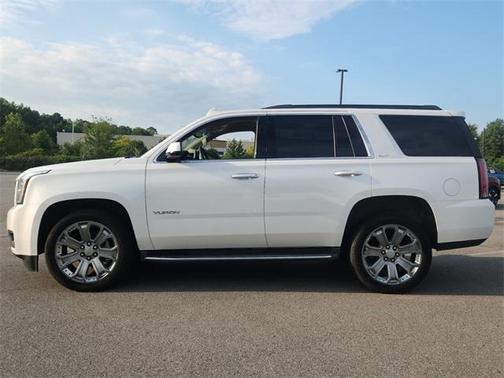 2017 GMC Yukon SLT