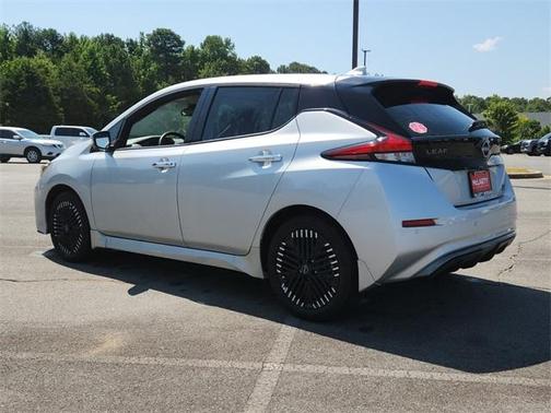 2023 Nissan Leaf SV PLUS