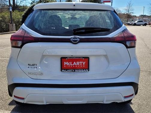 2025 Nissan Kicks Play S