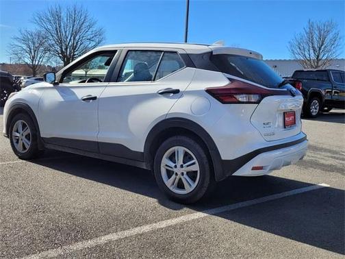 2025 Nissan Kicks Play S