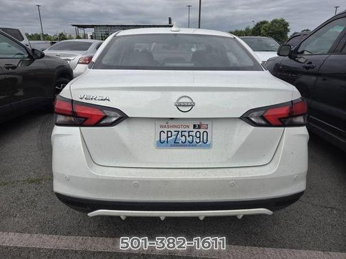 Aspen White 2025 Nissan Versa 1.6 SV