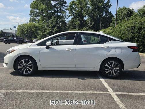Aspen White 2025 Nissan Versa 1.6 SV