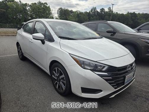 Aspen White 2025 Nissan Versa 1.6 SV