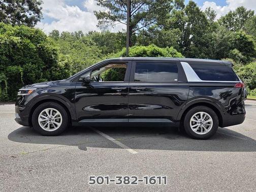 Aurora Black 2024 Kia Carnival LX