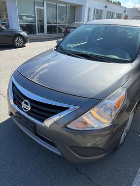 2017 Nissan Versa 1.6 S+