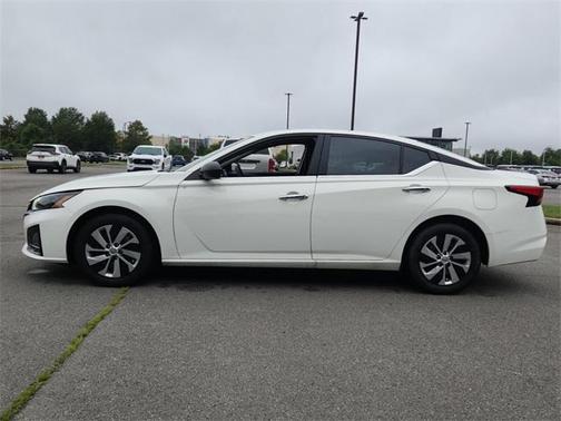 2025 Nissan Altima S