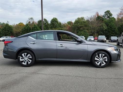 2025 Nissan Altima S