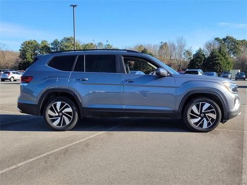 2024 Volkswagen Atlas 2.0T SE