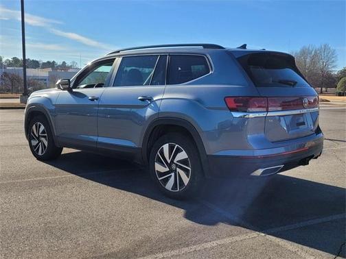 2024 Volkswagen Atlas 2.0T SE
