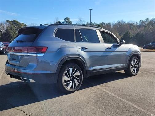 2024 Volkswagen Atlas 2.0T SE