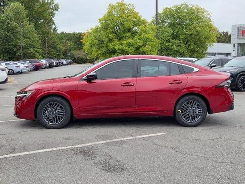 Scarlet Ember Tintcoat 2027 Nissan Sentra SV
