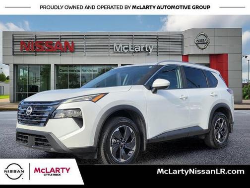 Everest White P 2026 Nissan Rogue SV