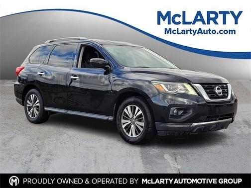 2019 Nissan Pathfinder SV