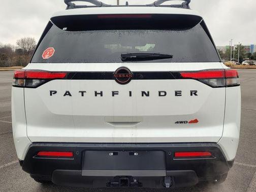Everest White P 2026 Nissan Pathfinder Rock Creek