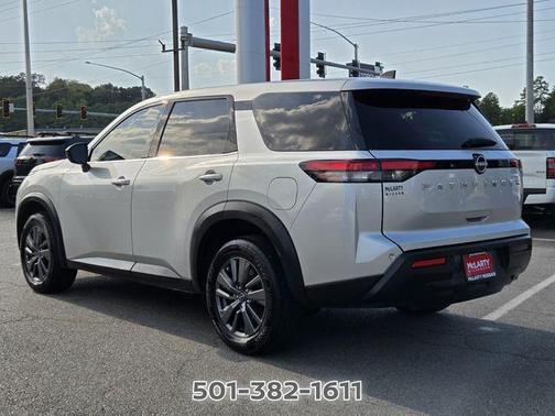 Brilliant Silver Metallic 2023 Nissan Pathfinder S