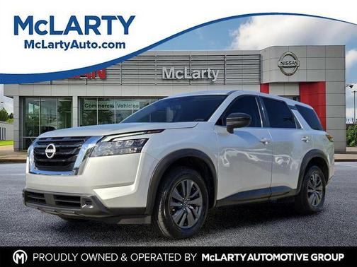 Brilliant Silver Metallic 2023 Nissan Pathfinder S