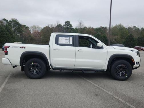 Glacier White 2026 Nissan Frontier PRO-4X