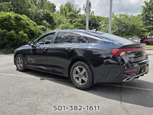 Ebony Black 2022 Kia K5 LXS