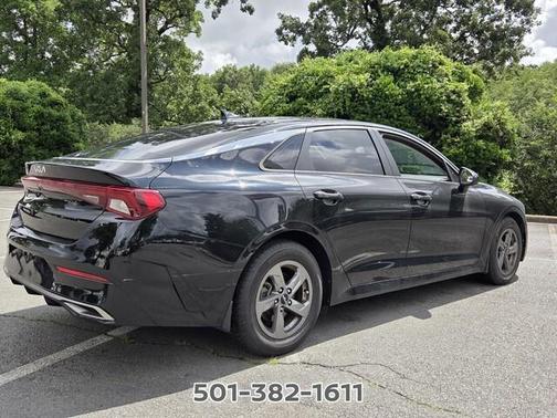 Ebony Black 2022 Kia K5 LXS