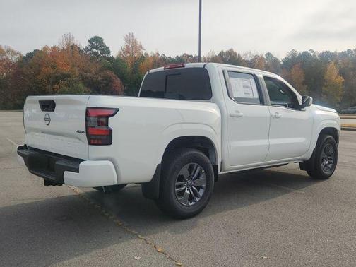 Glacier White 2026 Nissan Frontier SV