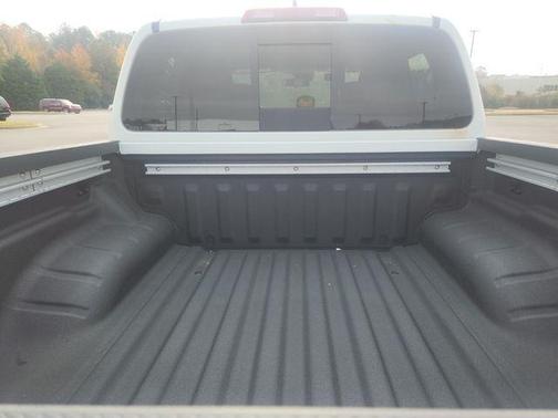 Glacier White 2026 Nissan Frontier SV