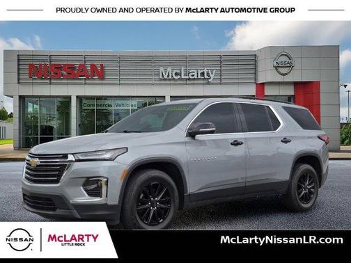 Sterling Gray Metallic 2023 Chevrolet Traverse LT Cloth