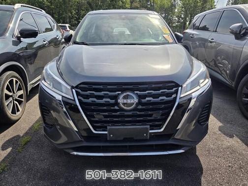 Gun Metallic 2023 Nissan Kicks S