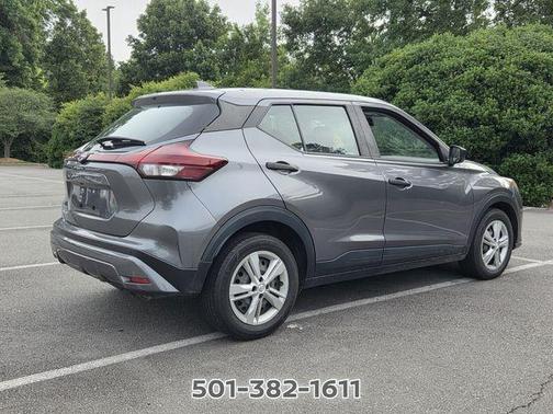 Gun Metallic 2023 Nissan Kicks S