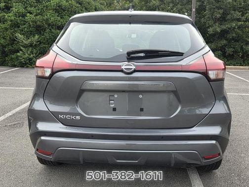 Gun Metallic 2023 Nissan Kicks S