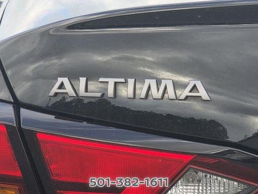 Black 2025 Nissan Altima SV